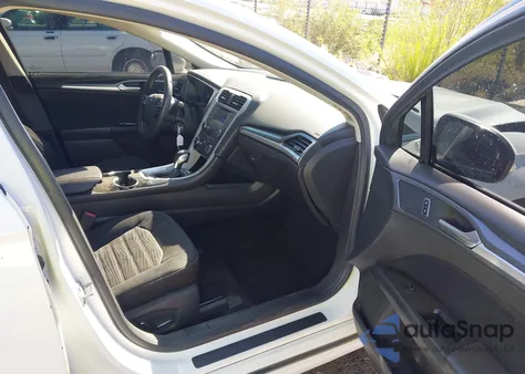 2016 Ford Fusion Se z USA, uszkodzony, nr VIN 3FA6P0H74GR367068